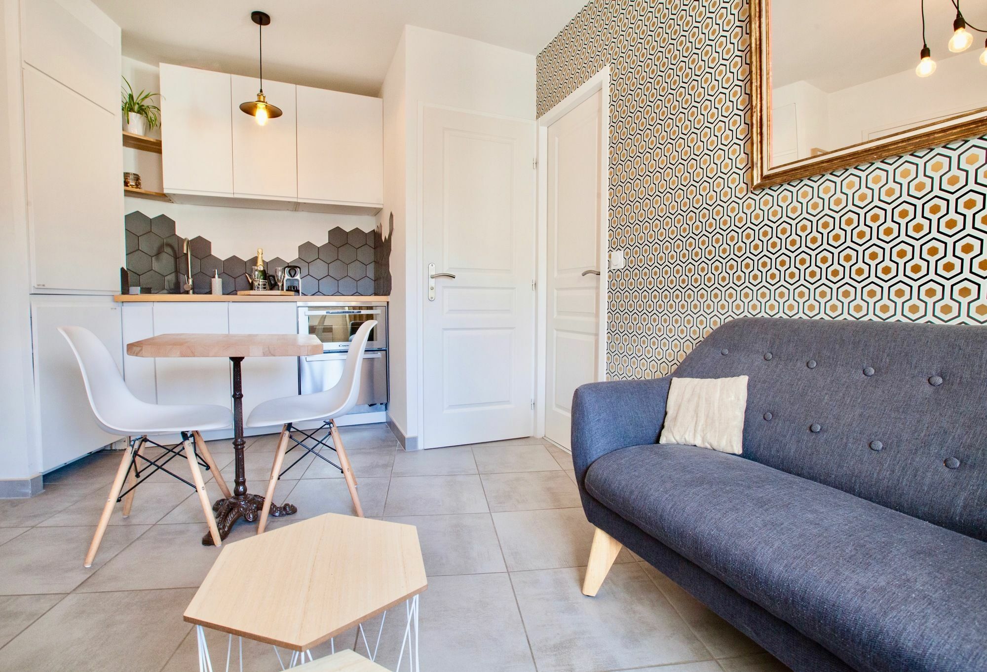 Home Chic Home - Les Toits De L'Argenterie Монпелие Екстериор снимка